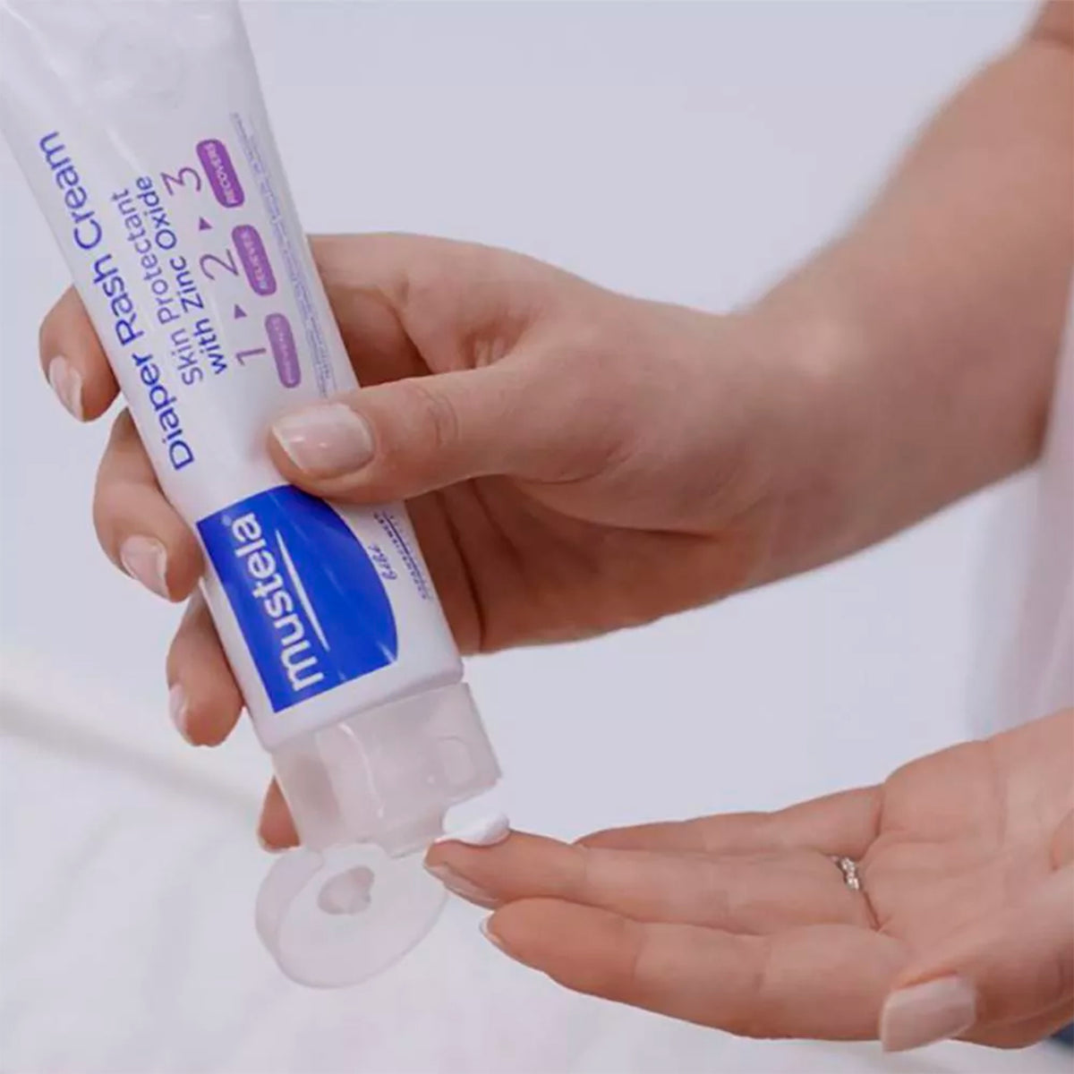 Crema bálsamo para rozaduras y cambio de pañal 100ml Mustela