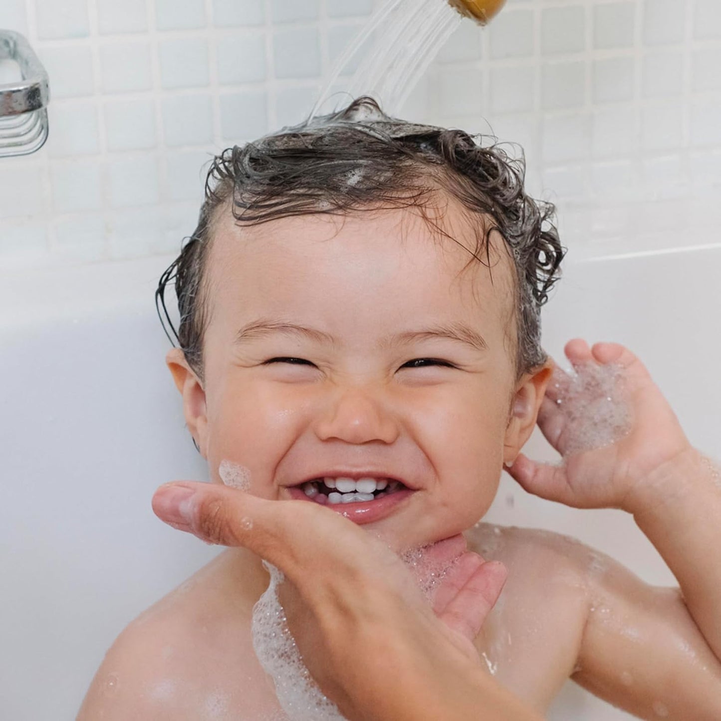 Gel de baño suave para cuerpo y cabello bebé 500ml Mustela