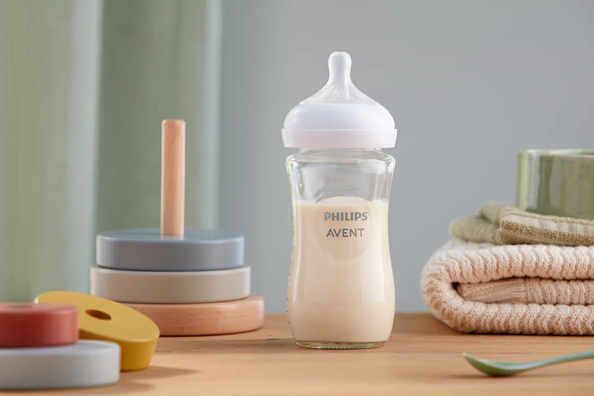 Mamadera vidrio natural response Avent 240ml 3-6m